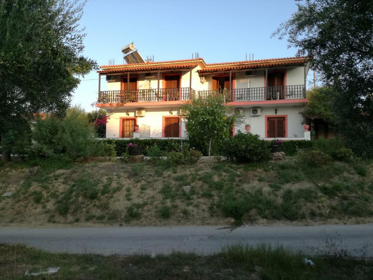 Tony Studio & Apartments Лаганас Екстериор снимка