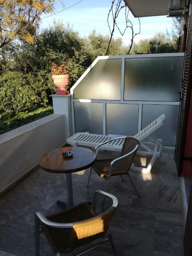 Tony Studio & Apartments Лаганас Екстериор снимка
