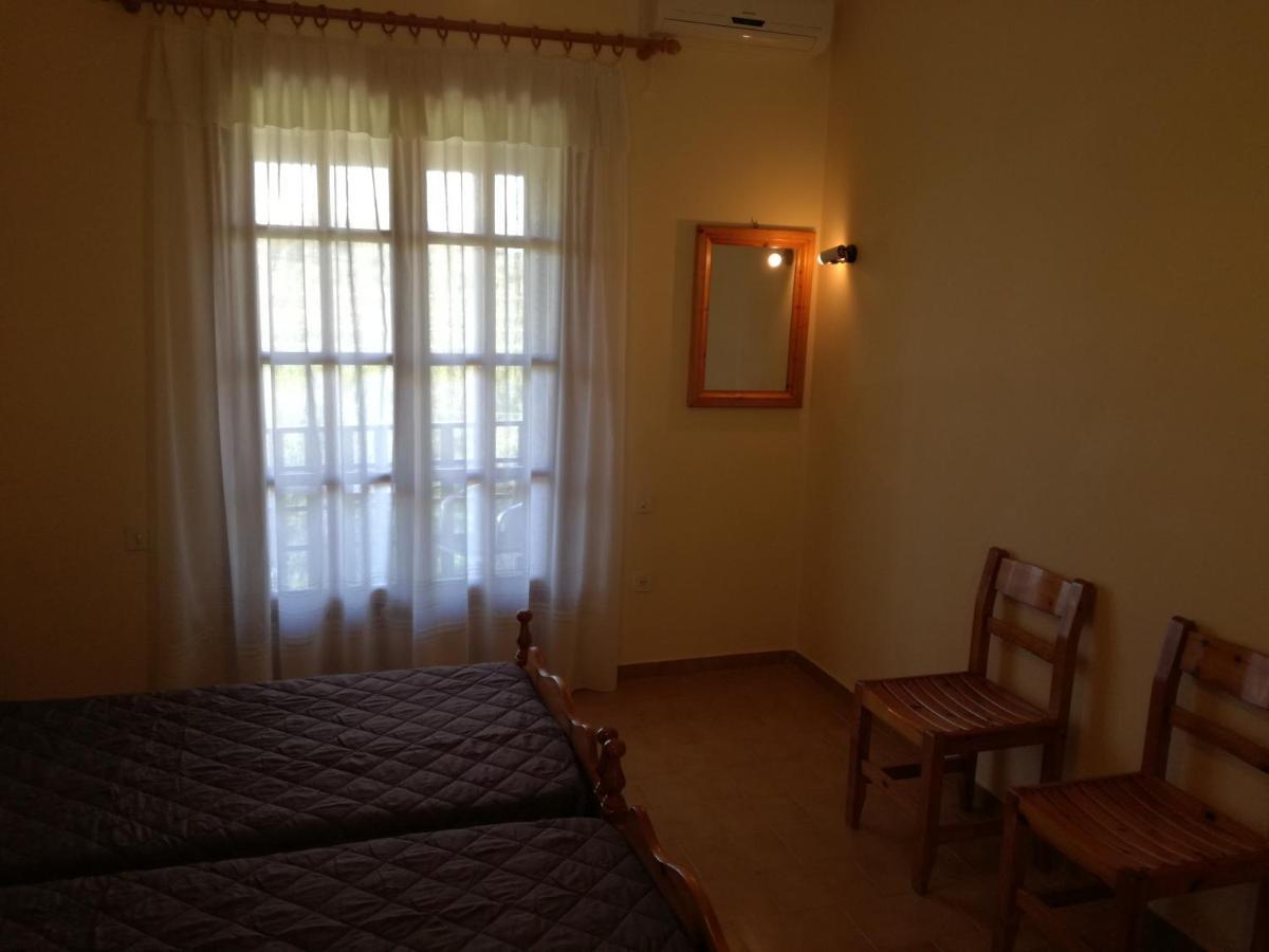 Tony Studio & Apartments Лаганас Екстериор снимка